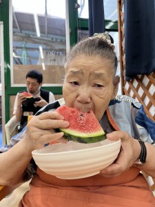 ⑧