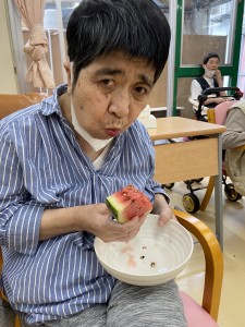 ⑦